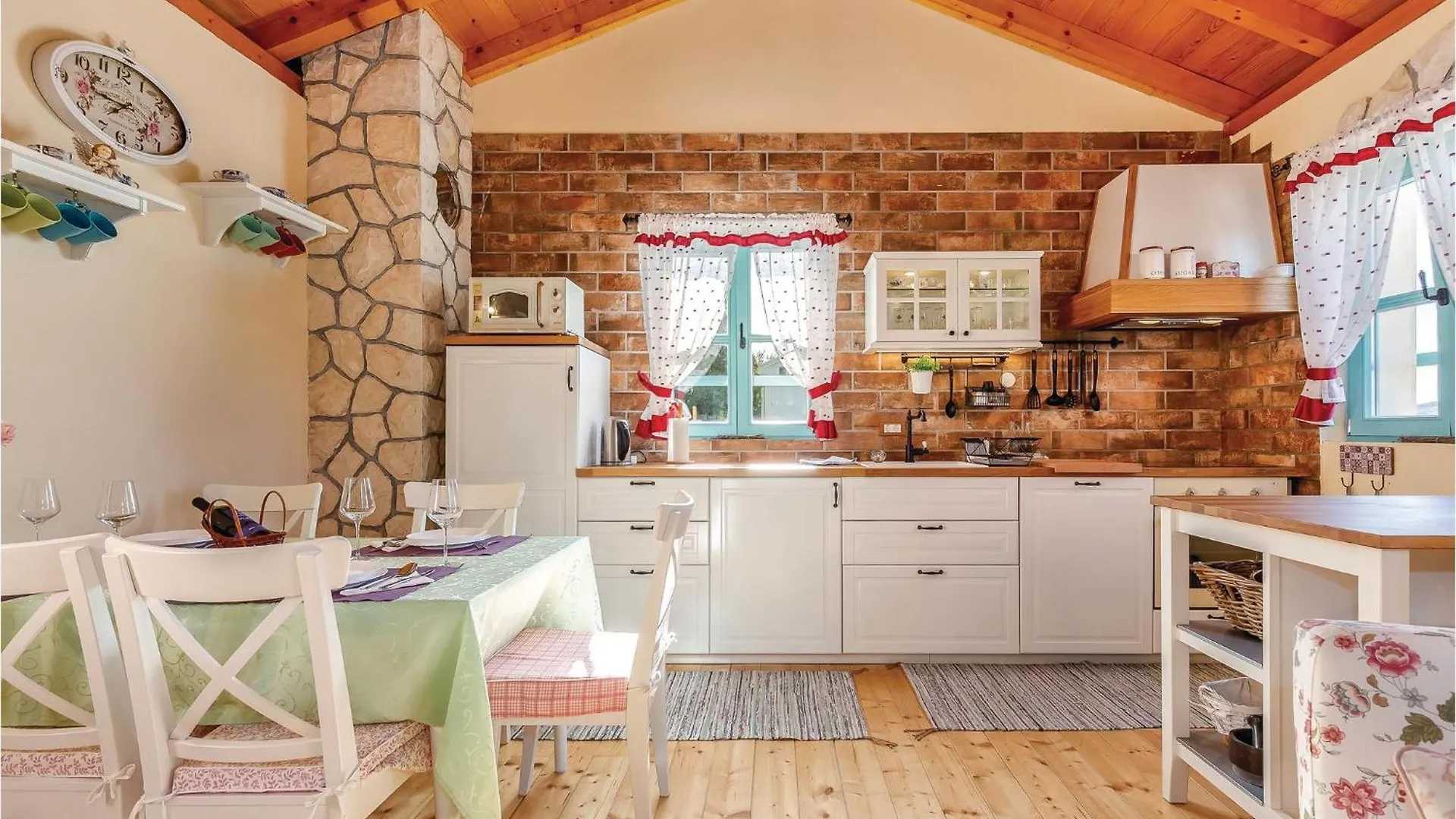 펜션 Awesome Home In Grizane With Wifi